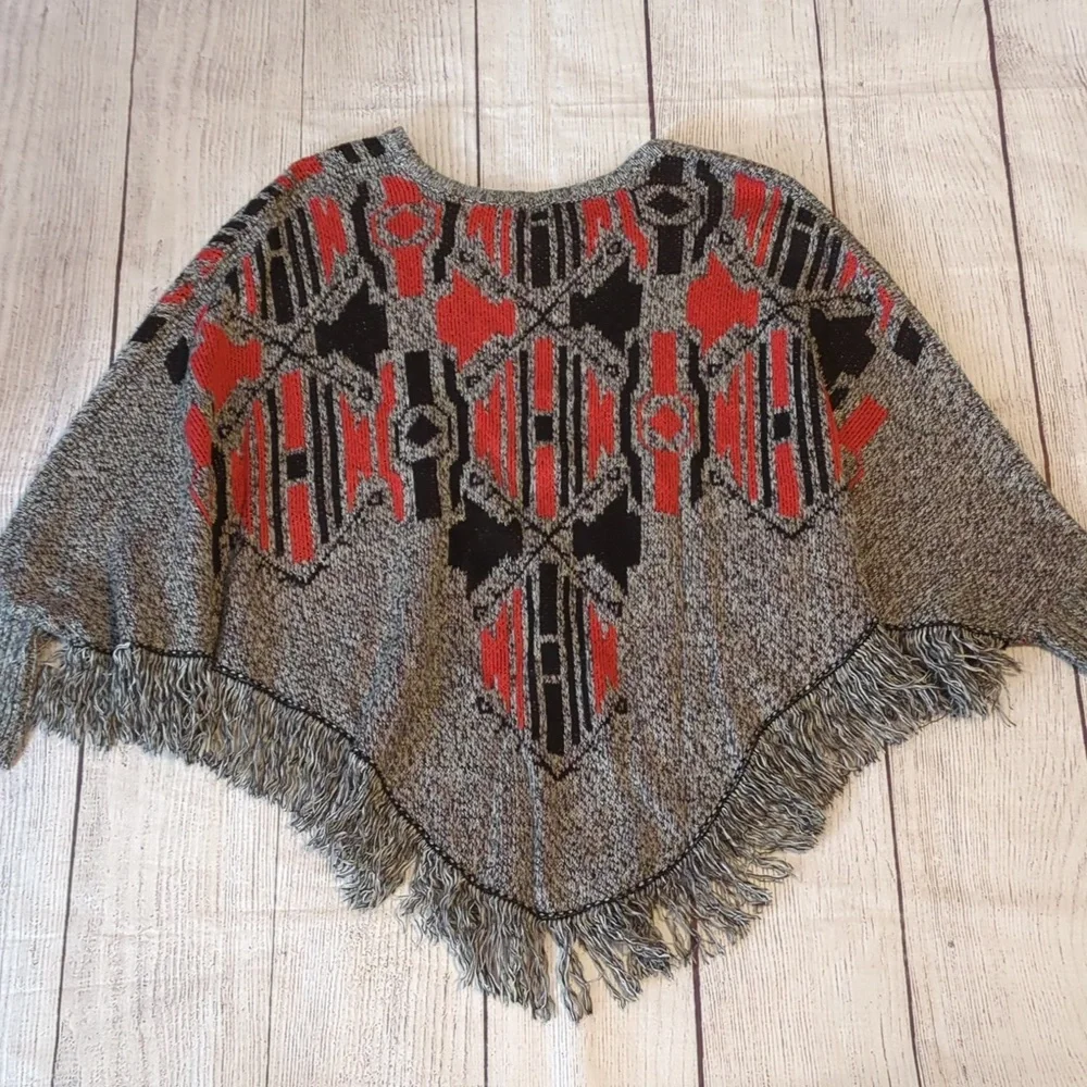 Poncho sweater - Picture 5 of 5